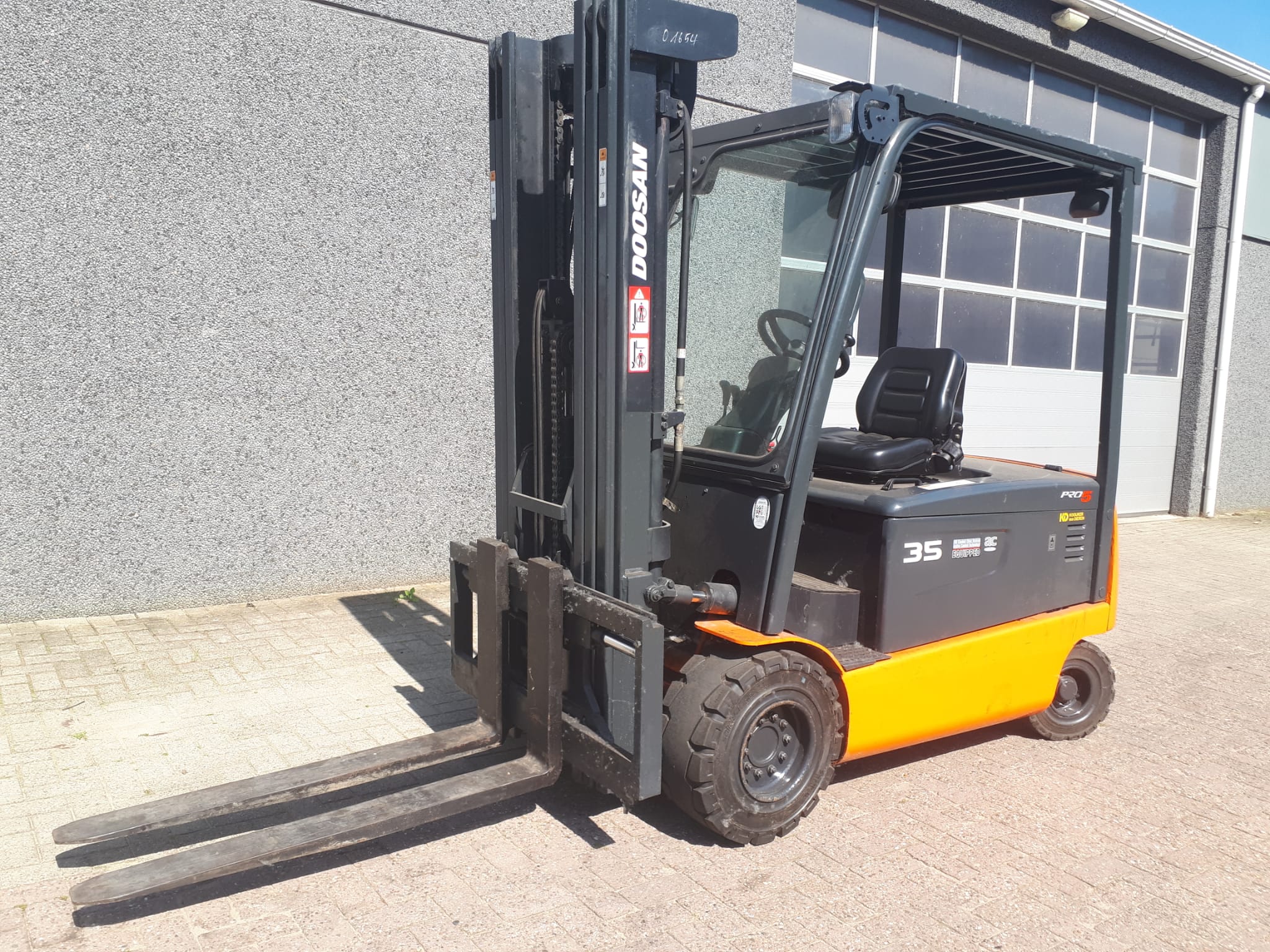 Doosan B35X-5 elektrische heftruck 3.500 kg – foto 1 van 7