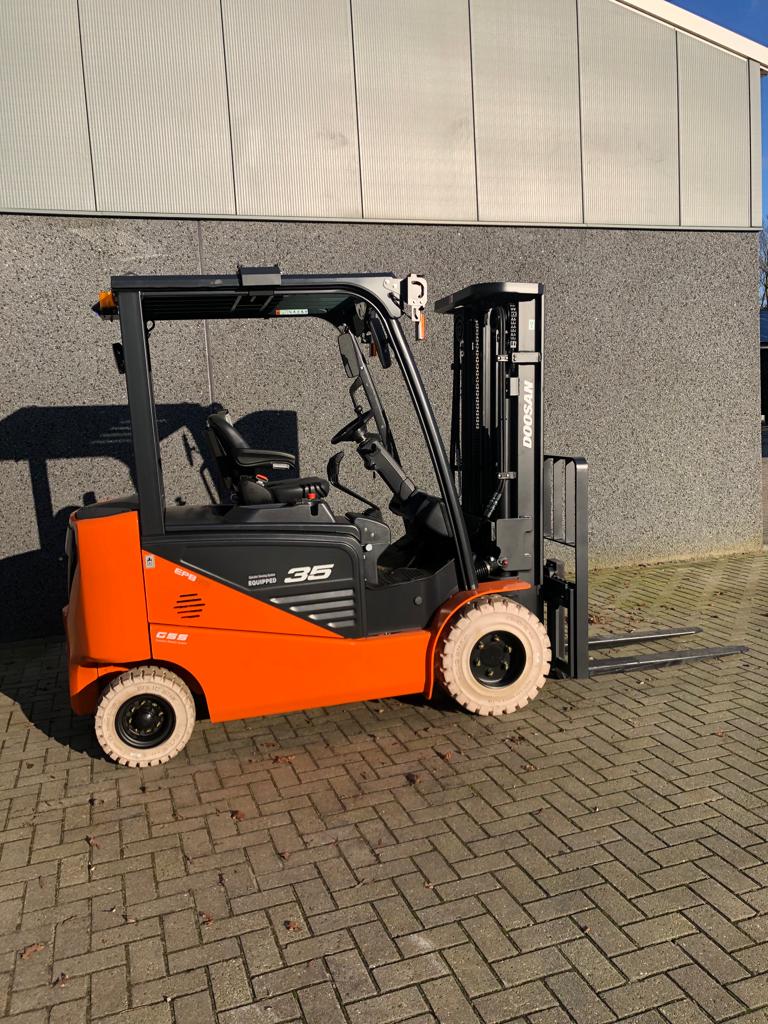 Doosan B35-ns nieuwe elektrische heftruck 3.500 kg – foto 5 van 5