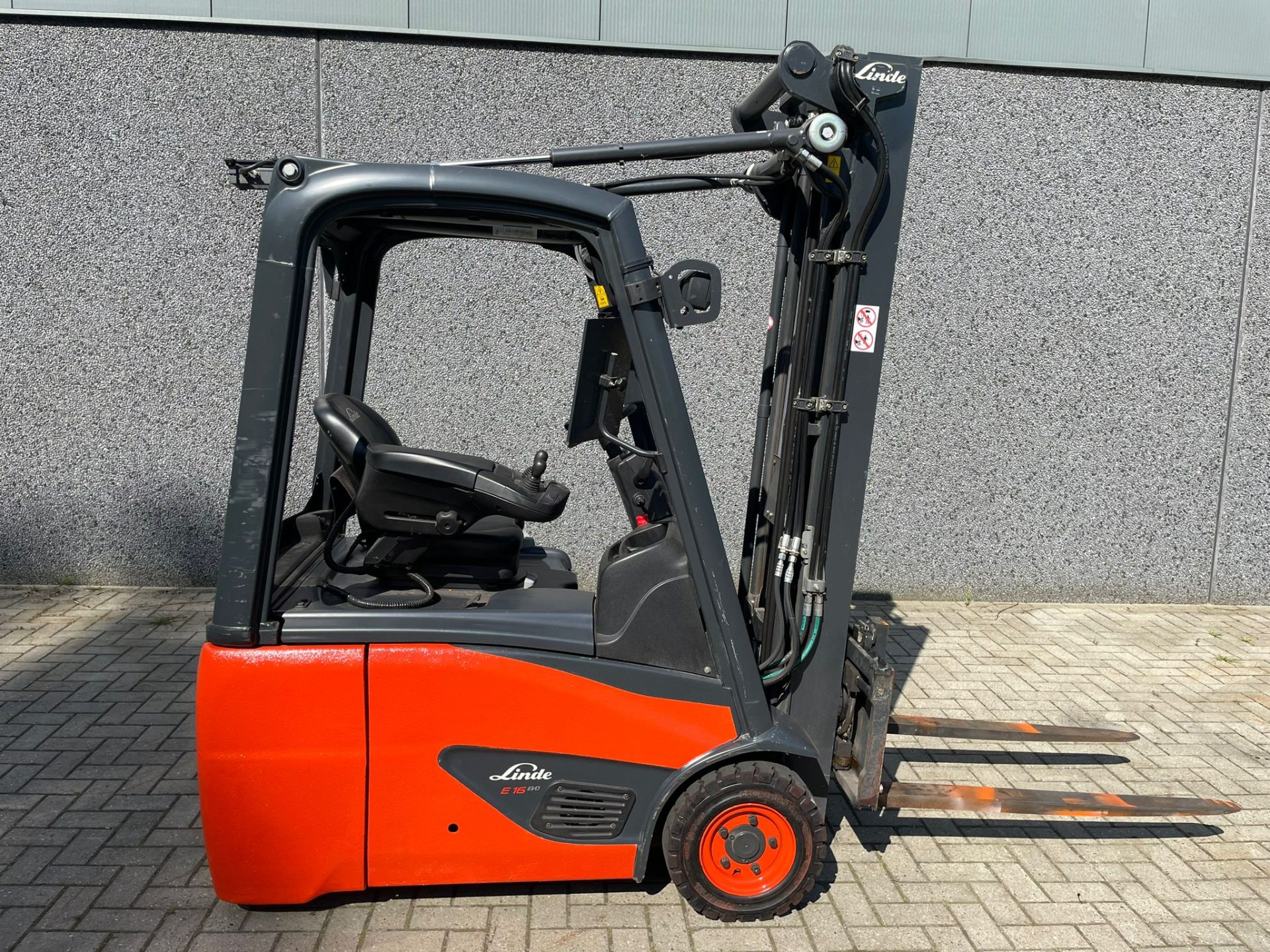 Linde E16C-02 elektrische heftruck 1.600 kg – foto 7 van 10