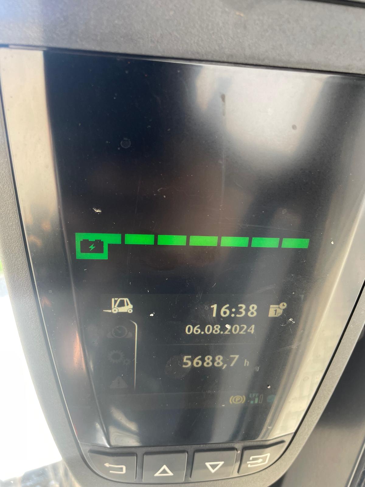 Linde E25 HL-01/600 elektrische heftruck 2.500 kg met cabine – foto 13 van 14