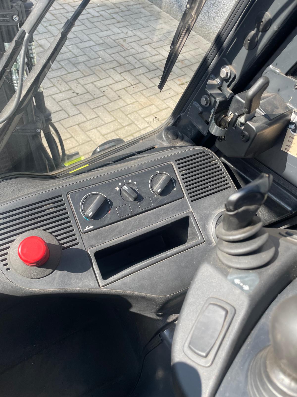 Linde E25 HL-01/600 elektrische heftruck 2.500 kg met cabine – foto 7 van 14