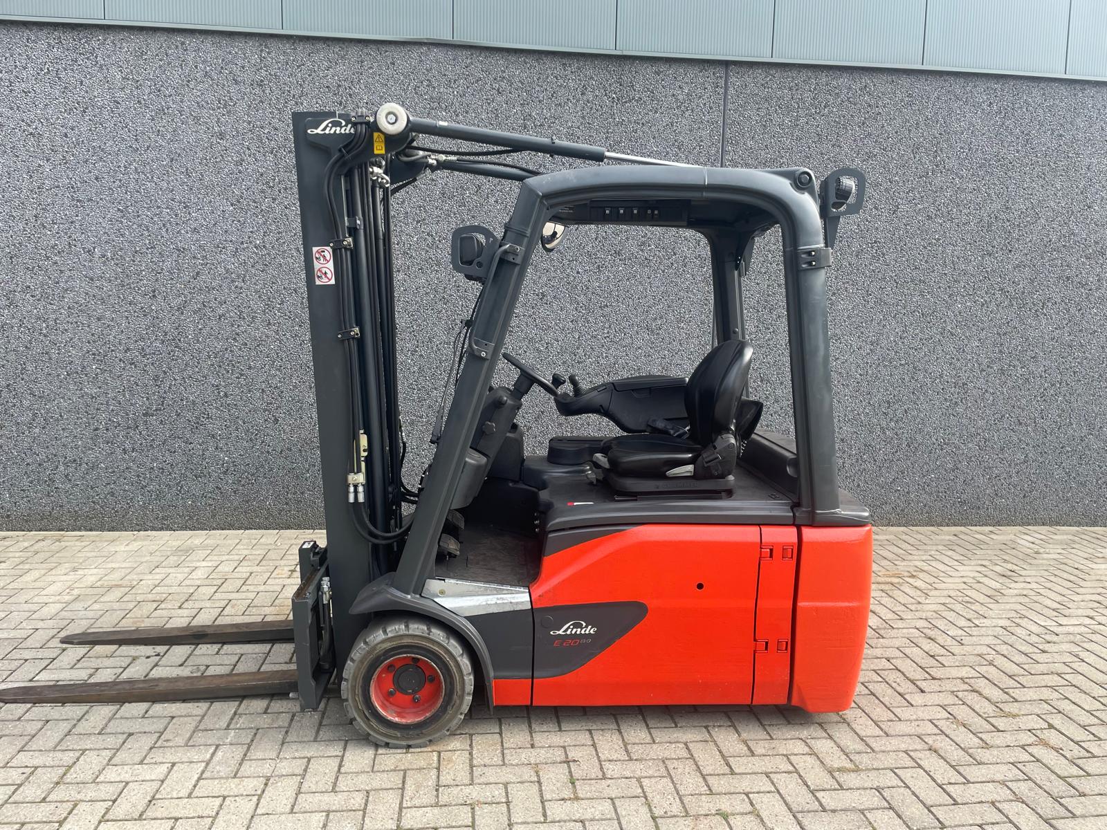 Linde E20L-02 elektrische heftruck 2.000 kg – foto 1 van 13