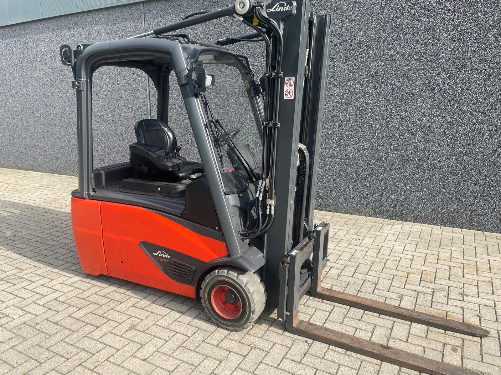 Linde E20L-02 elektrische heftruck 2.000 kg – foto 7 van 13
