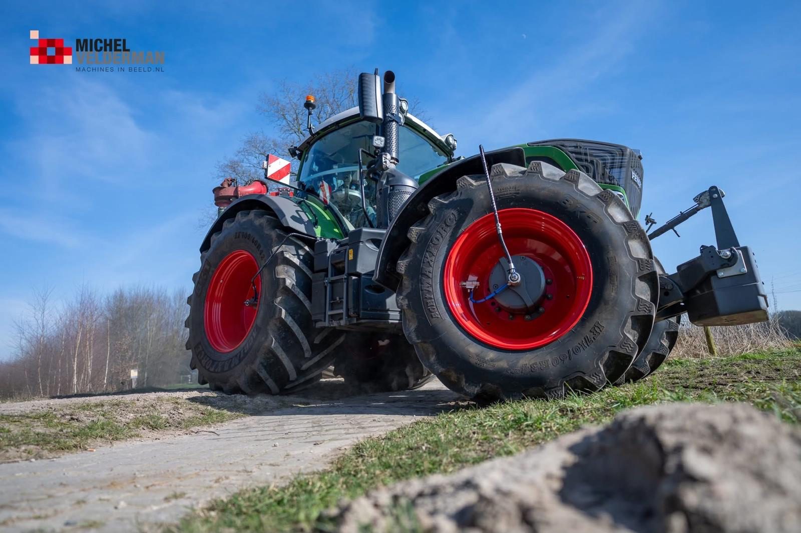Fendt trekker met luchtdrukwisselsysteem, slangen lopen naar de velgen