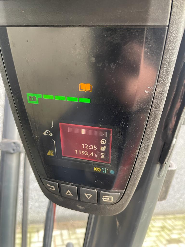 Linde E15-02 elektrische heftruck 1.500 kg uit 2019 – foto 2 van 7