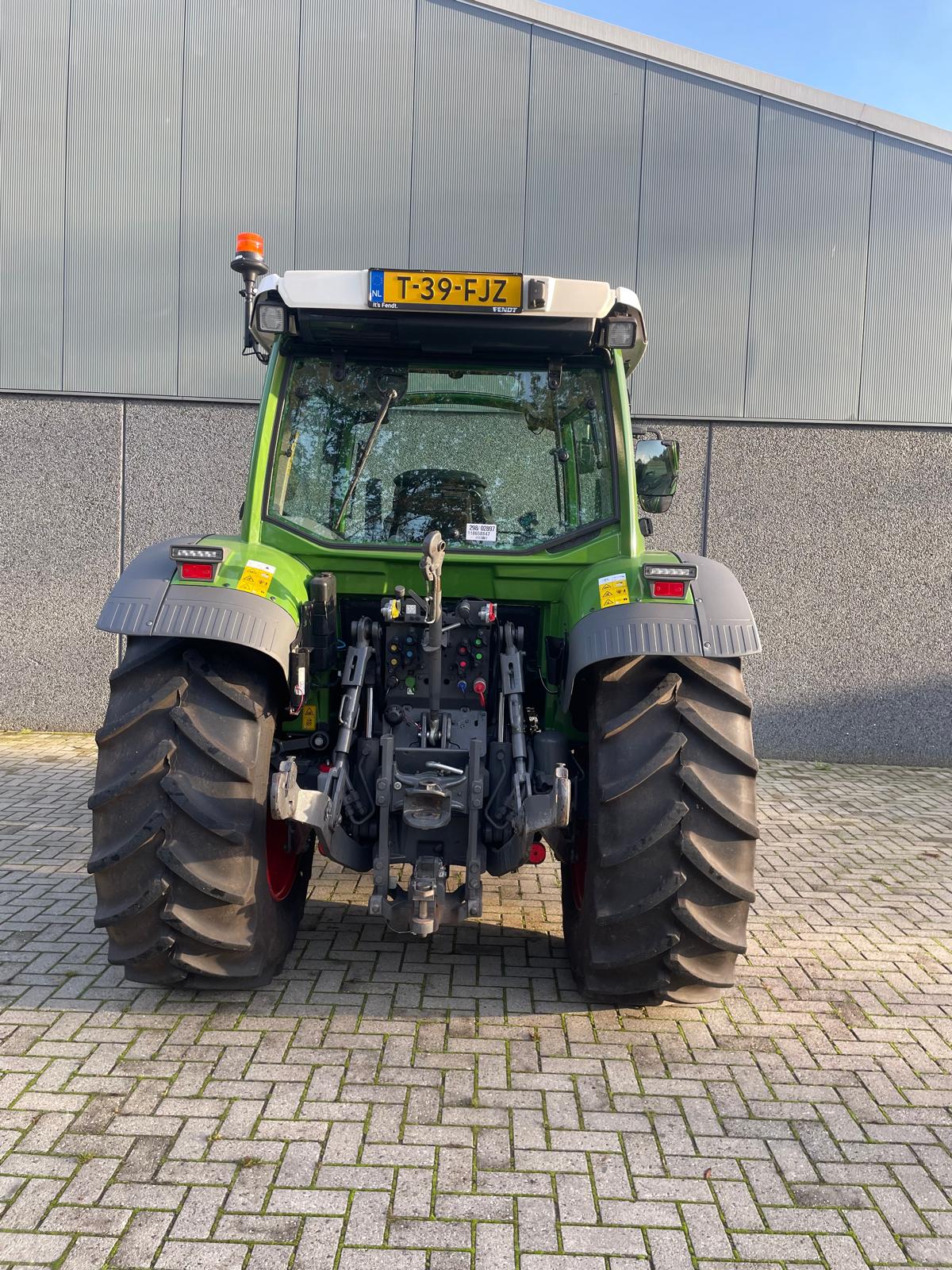 Fendt 211 S Vario Gen3 tractor – foto 7 van 11