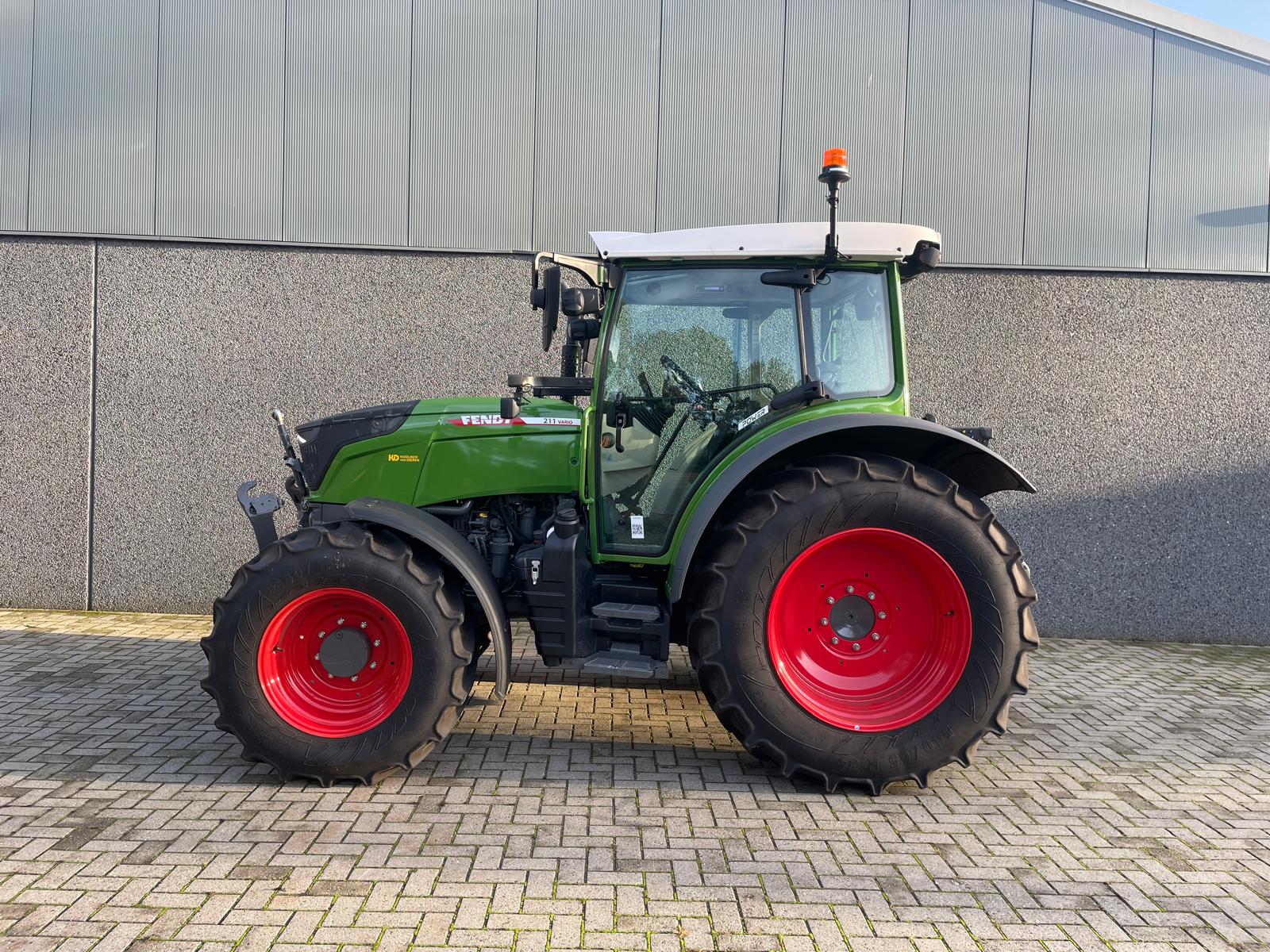 Landbouwmachine met luchtdrukwisselsysteem van Kooijker van Dieren