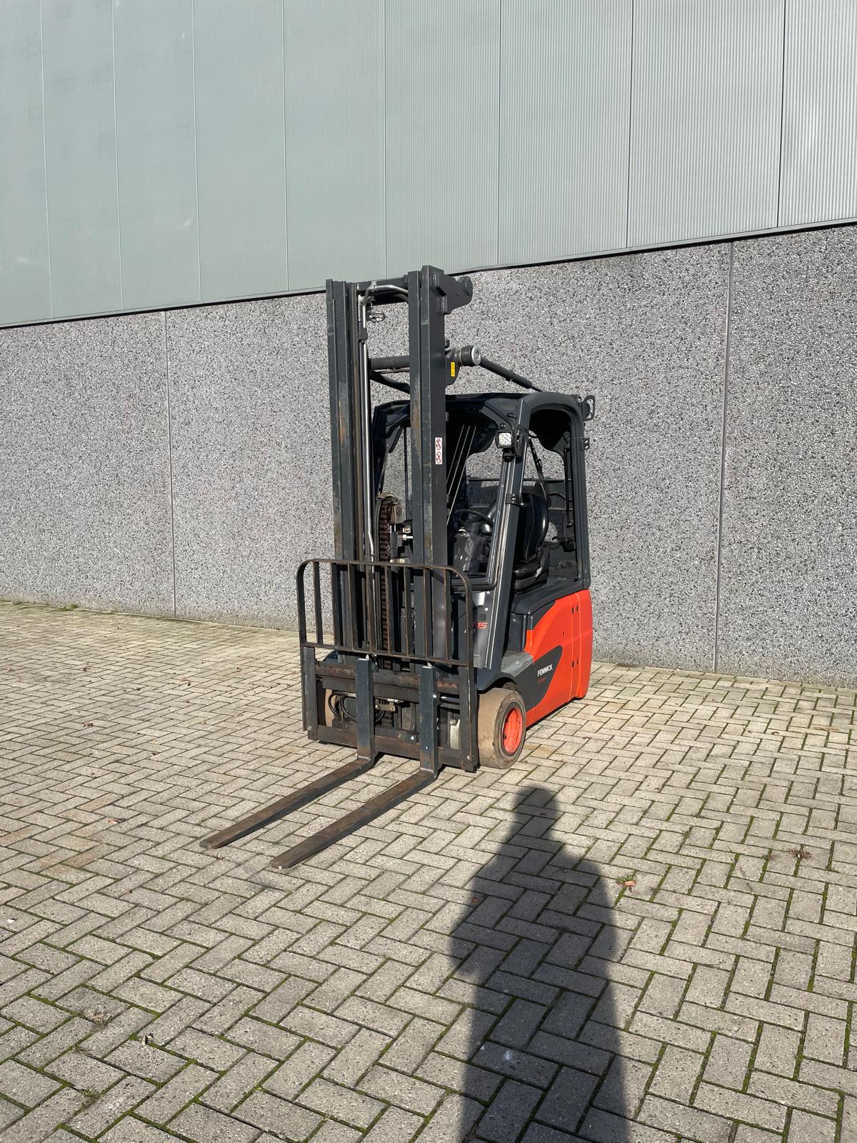 Linde E15-02 elektrische heftruck 1.500 kg – foto 7 van 9