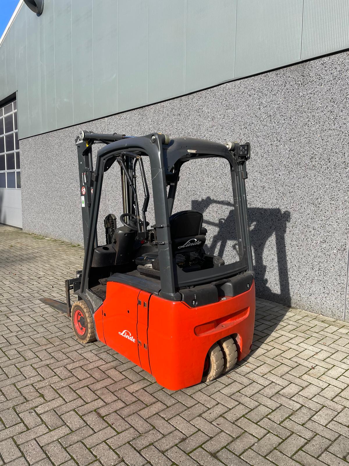 Linde E15 elektrische heftruck 1.500 kg – foto 5 van 5