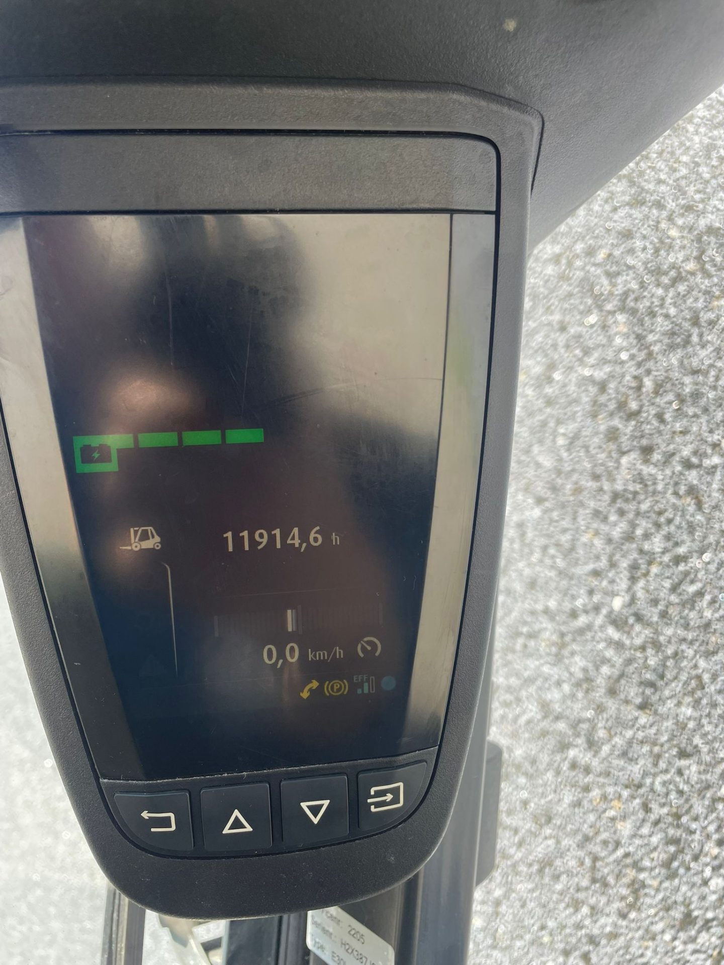 Linde E30L-01 elektrische heftruck 3.000 kg met vorkversteller – foto 6 van 9