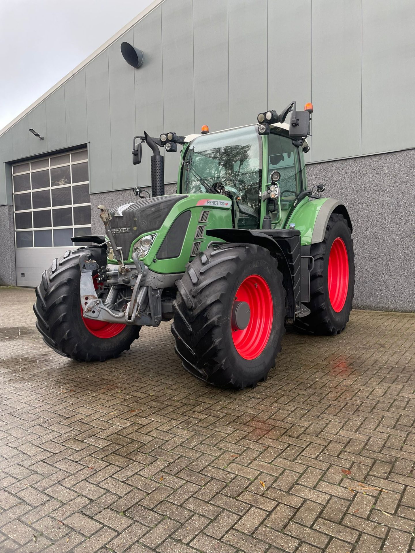 Fendt 720 SCR Profi tractor – foto 10 van 11