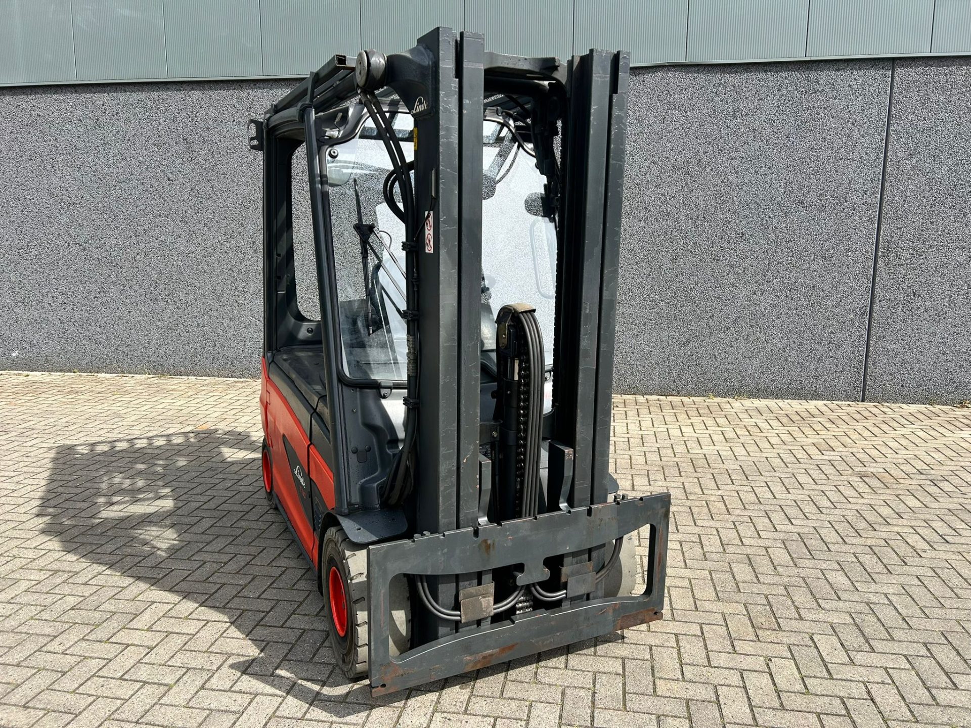 Linde E30 L elektrische heftruck 3.000 kg uit 2016 – foto 4 van 9