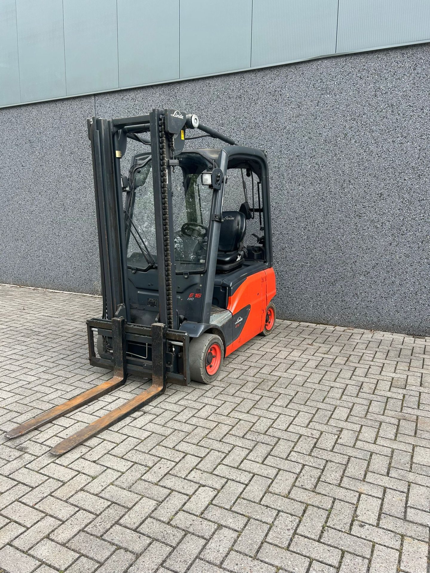 Linde E16P elektrische heftruck 1.600 kg uit 2016 – foto 7 van 8