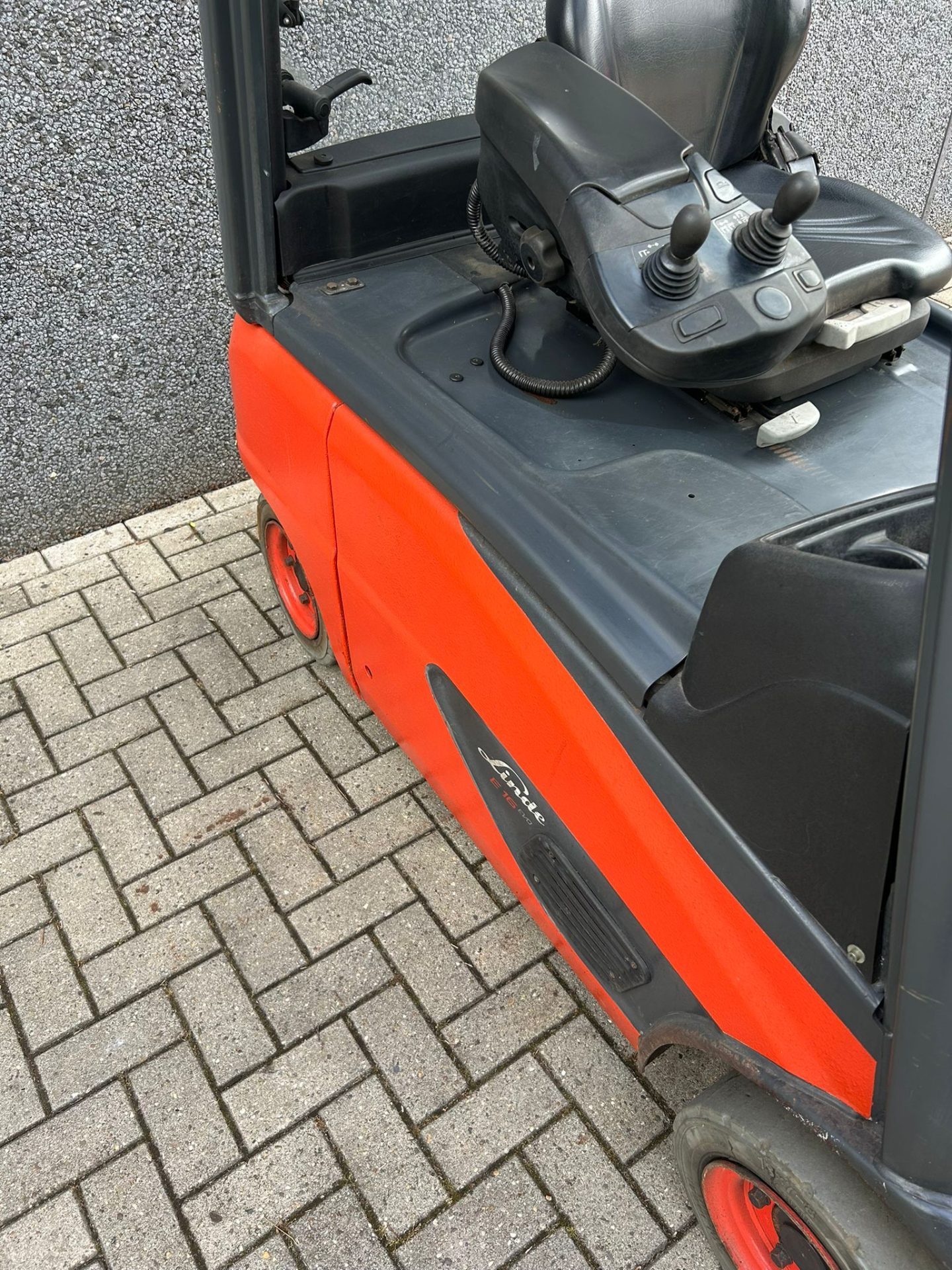 Linde E16P elektrische heftruck 1.600 kg uit 2016 – foto 8 van 8