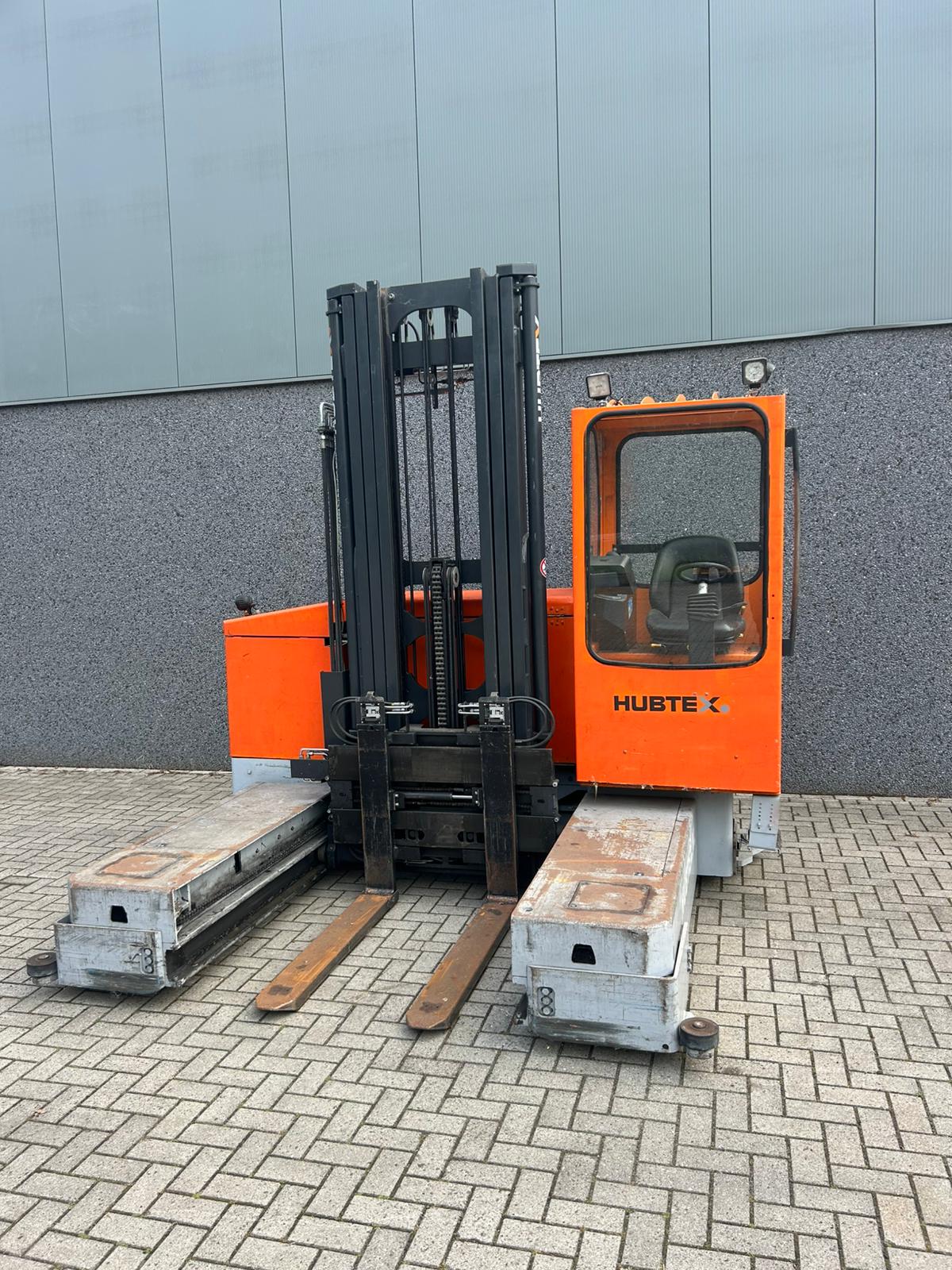 Hubtex MQ 30 serie 2121-EL meerwegheftruck – foto 1 van 10