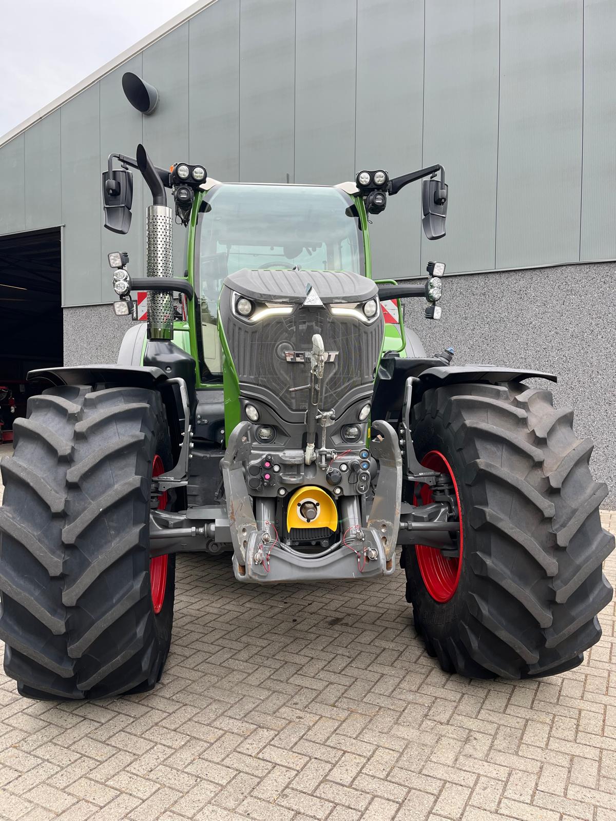 Fendt 728 Gen7 Profi Plus tractor – foto 3 van 9