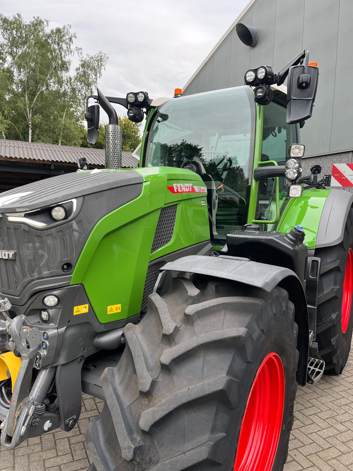 Fendt 728 Gen7 Profi Plus tractor – foto 4 van 9