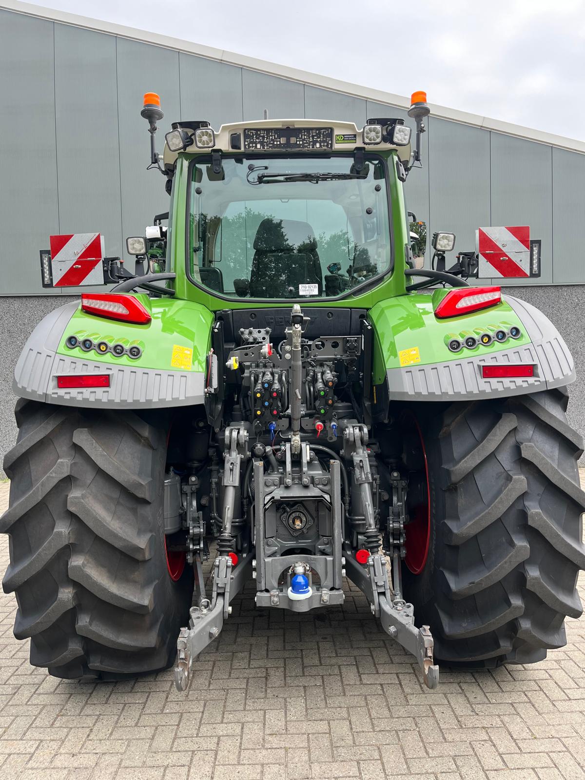 Fendt 728 Gen7 Profi Plus tractor – foto 6 van 9