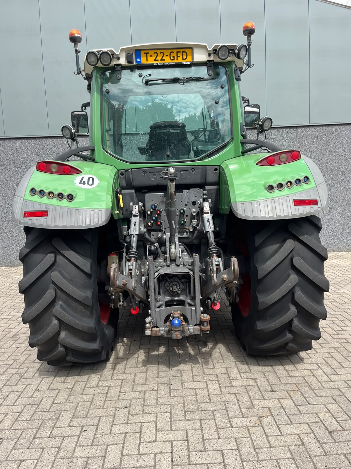 Fendt 714 SCR Profi tractor – foto 7 van 9